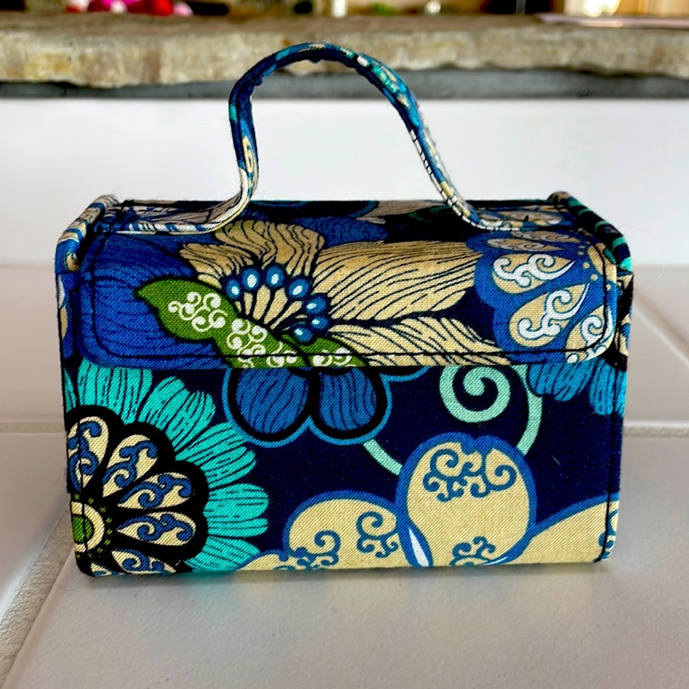 Vera Bradley jewelry case